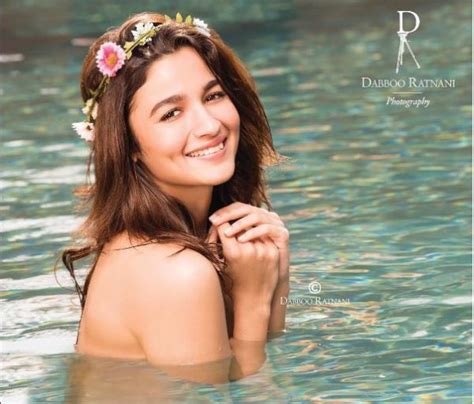 alia bhatt boobs|Alia Bhatt’s topless photo is raising temperatures and it’s not even .